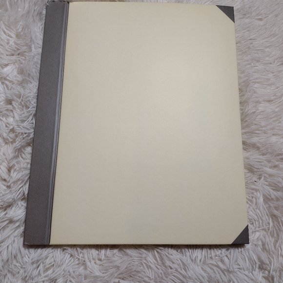 Folder for important documents - Picture 10 of 12